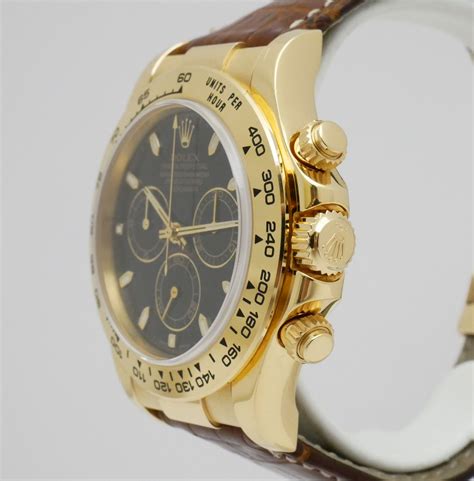 Vendesi Rolex Daytona per 101.900 